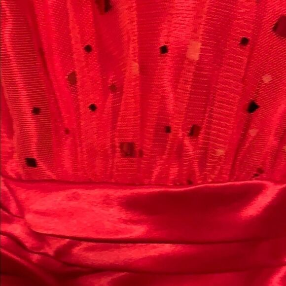 Jessica McClintock red strapless homecoming dress - Picture 5 of 5